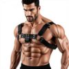 Arnés de cuero erótico para hombre, estilo BDSM alternativo, ideal para fiestas, clubes nocturnos y juegos de pareja.